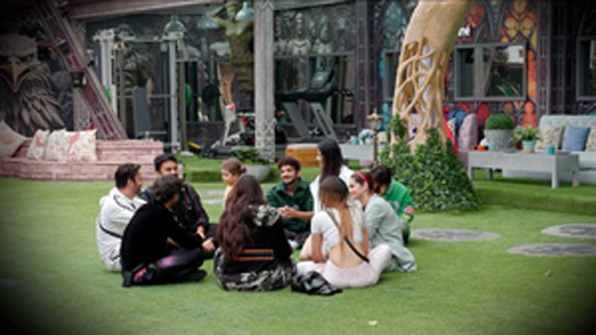 बिग बॉस 17 : अरुण की बेटी से लेकर अंकिता, विक्की की मां की एंट्री के चलते फैमिली वीक होगा जबरदस्त